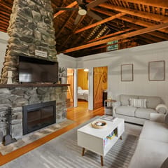 Mac Shores | 5 min to Tanglewood ! • Shared Beach