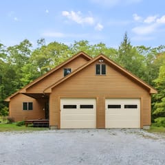 Stonebridge Landing | Hot Tub • Fire Pit