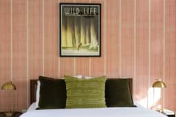 Hupi House | Stylish Hideaway near Lake Garfield - Image 4