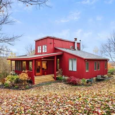 Hillsdale Neighbors | Valley Views • Firepit