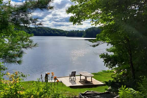 Garfield Grounds | Lakeside • Guest Cottage • Dock - Image 1