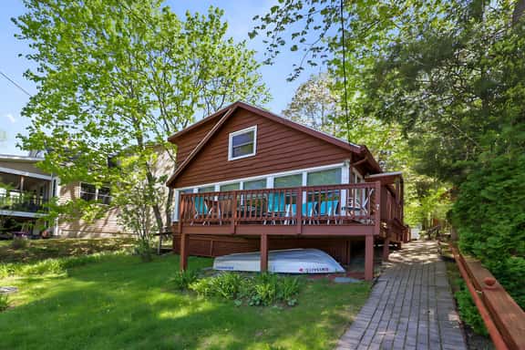 Stockbridge Landings | 3 Mins To Tanglewood - Image 1