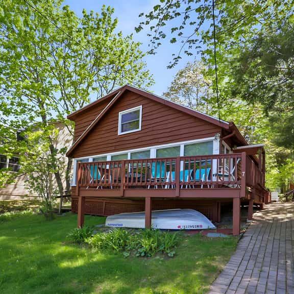 Stockbridge Landings | 3 Mins To Tanglewood - Image 1
