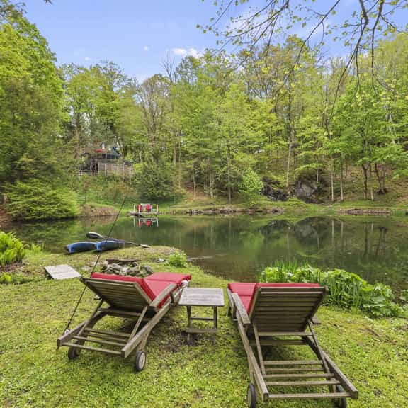 Timpani Corners | Private Pond • AC - Image 1