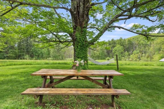 Belden Farm - WALK to Tanglewood !